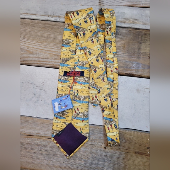 Pivot Rules Yellow Multi Golf Design 100% Silk Tie NWT - Picture 5 of 5